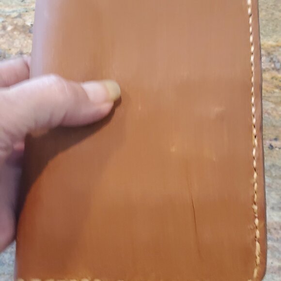 🎄🎁 3 piece Gift Set: Leather Travel Wallet + Matching Luggage Tags – $59 🎄🎁 - Picture 11 of 12